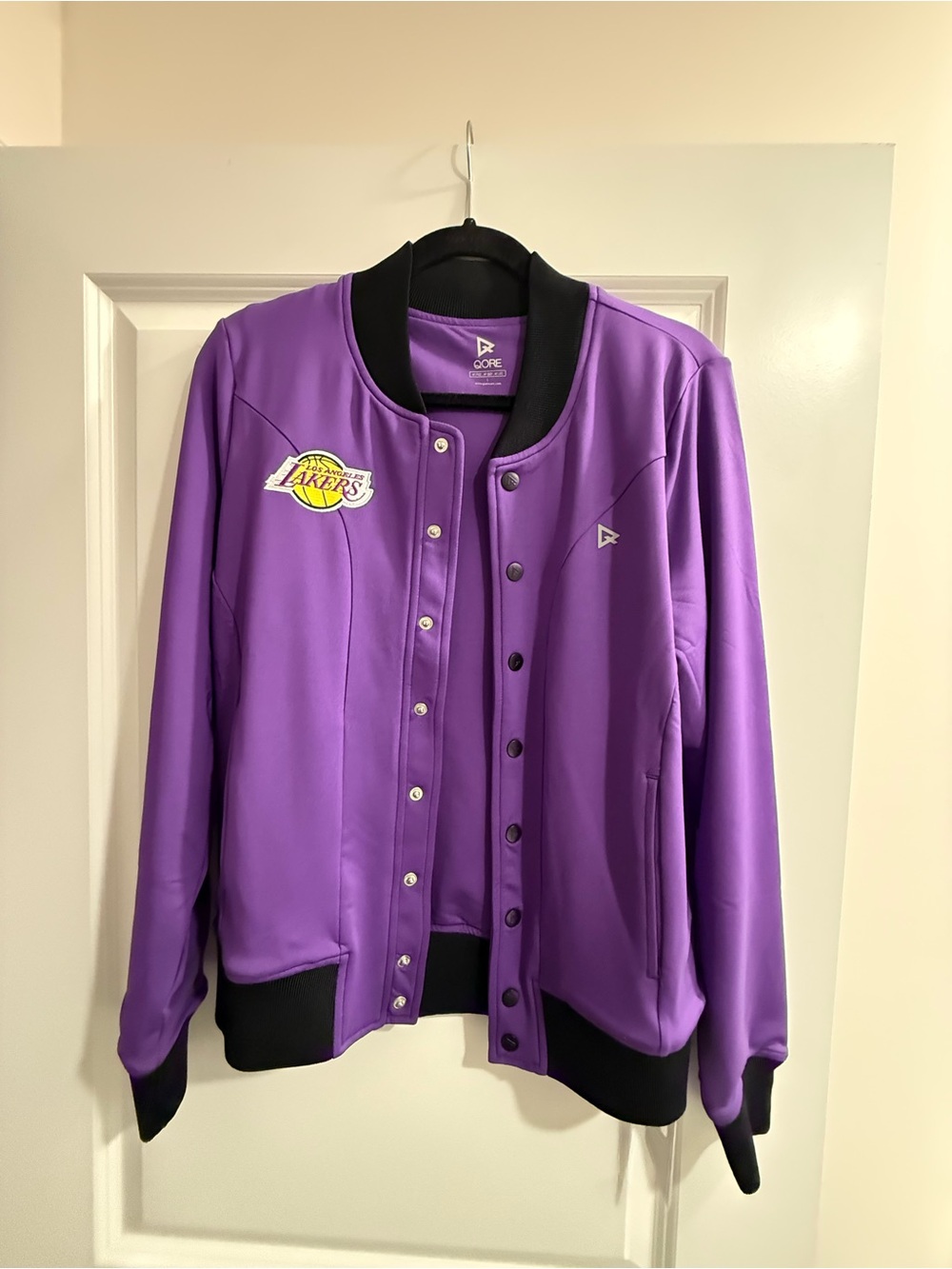 BNWT QOREWARE Los Angeles Lakers Purple Bomber Jacket💛💜